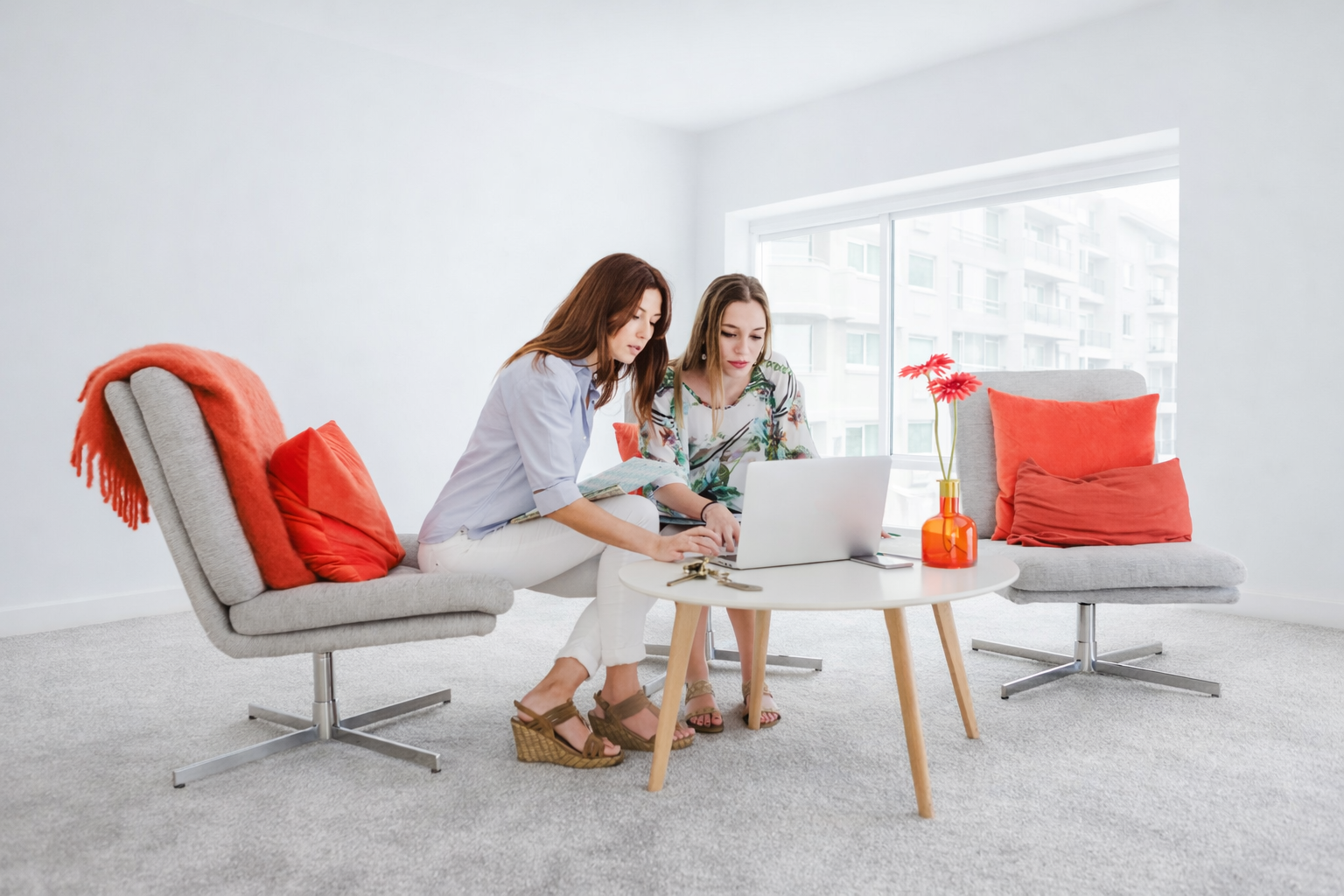 Neutral carpet in New York home for sale